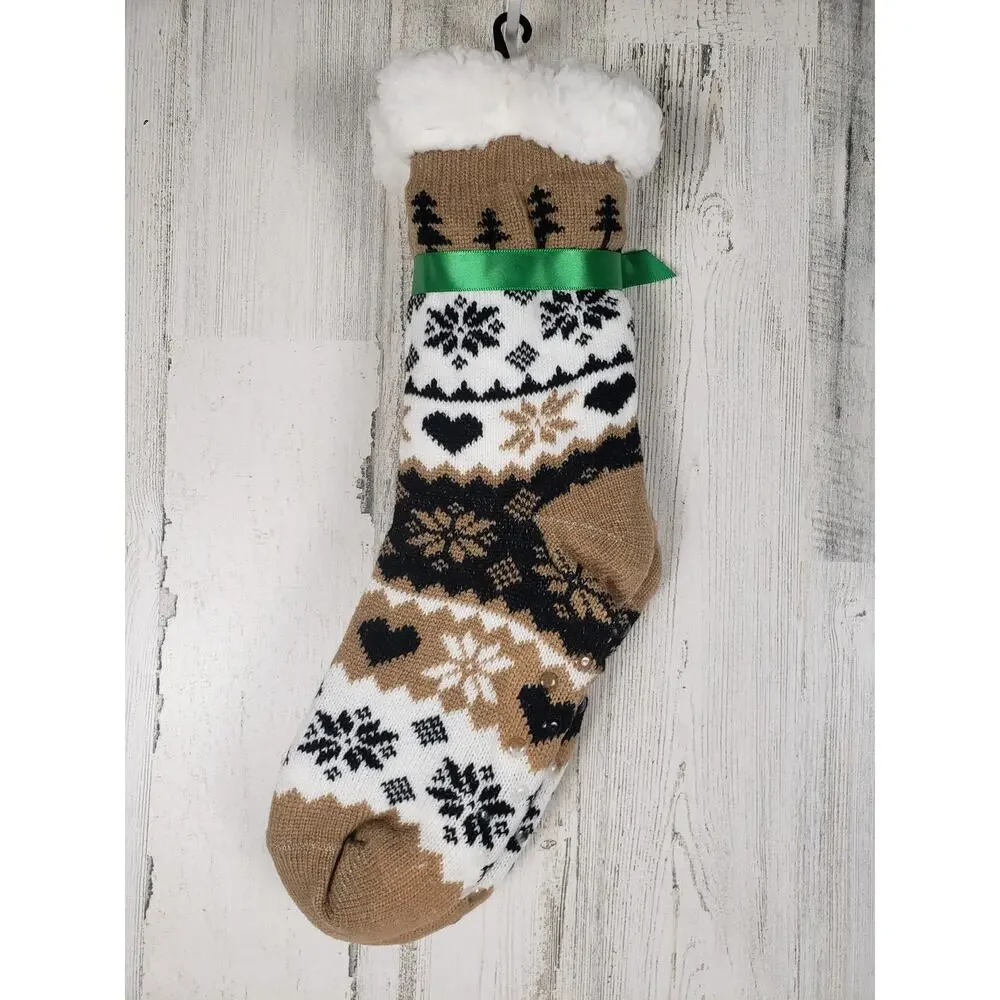 NWT Sherpa Lined Knit Winter Snowflake Holiday Design No-Slip Slipper Socks